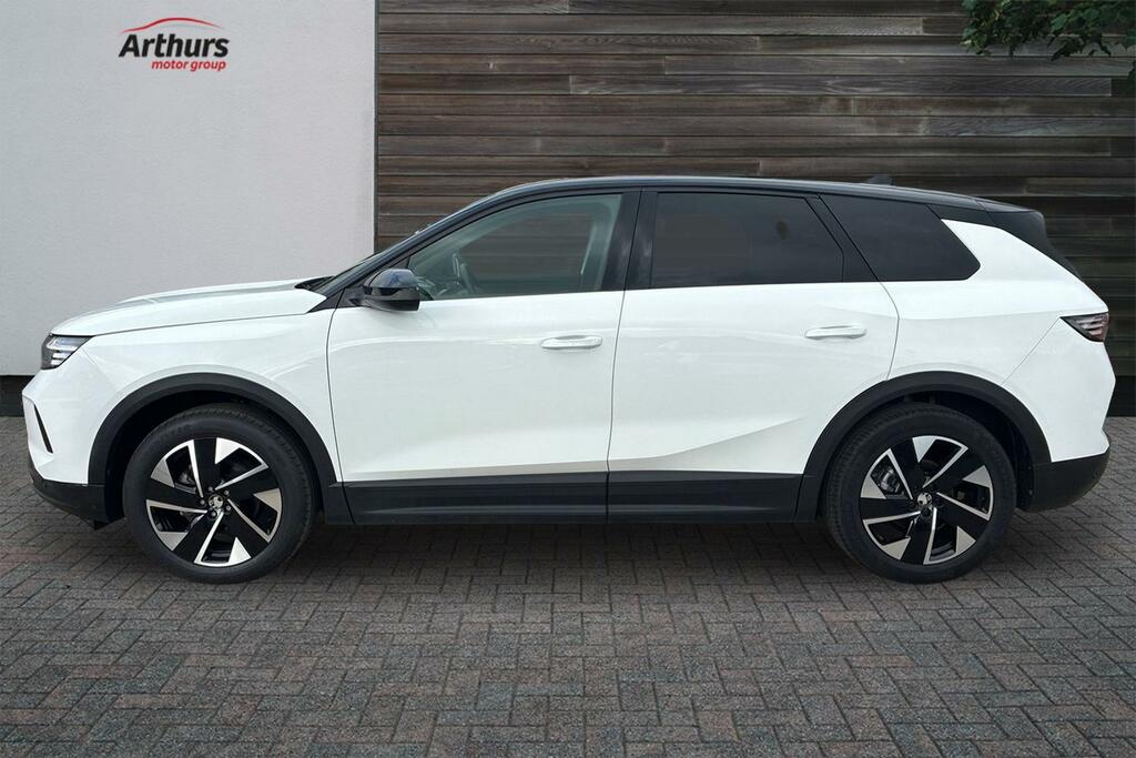 Vauxhall Grandland Ultimate DY25SWU White #6
