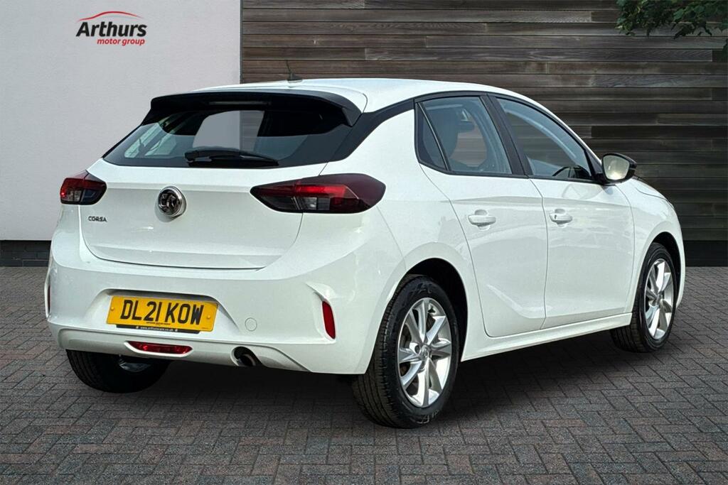 Vauxhall Corsa Se DL21KOW White #3