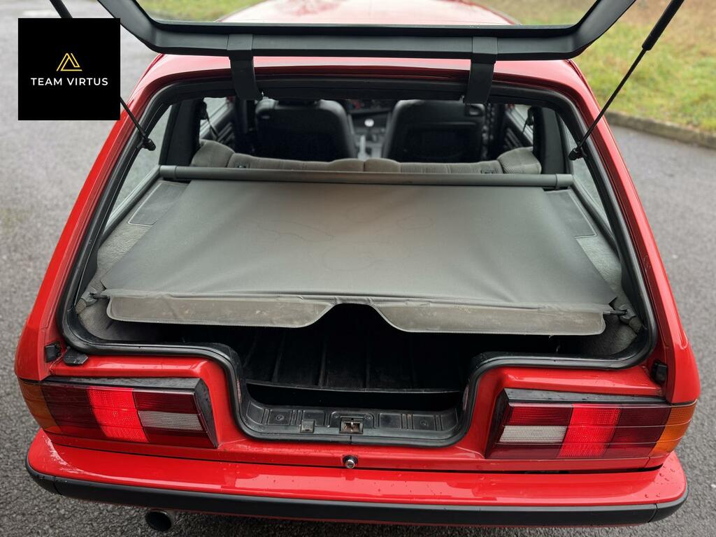 BMW 3 Series Saloon Silver #25