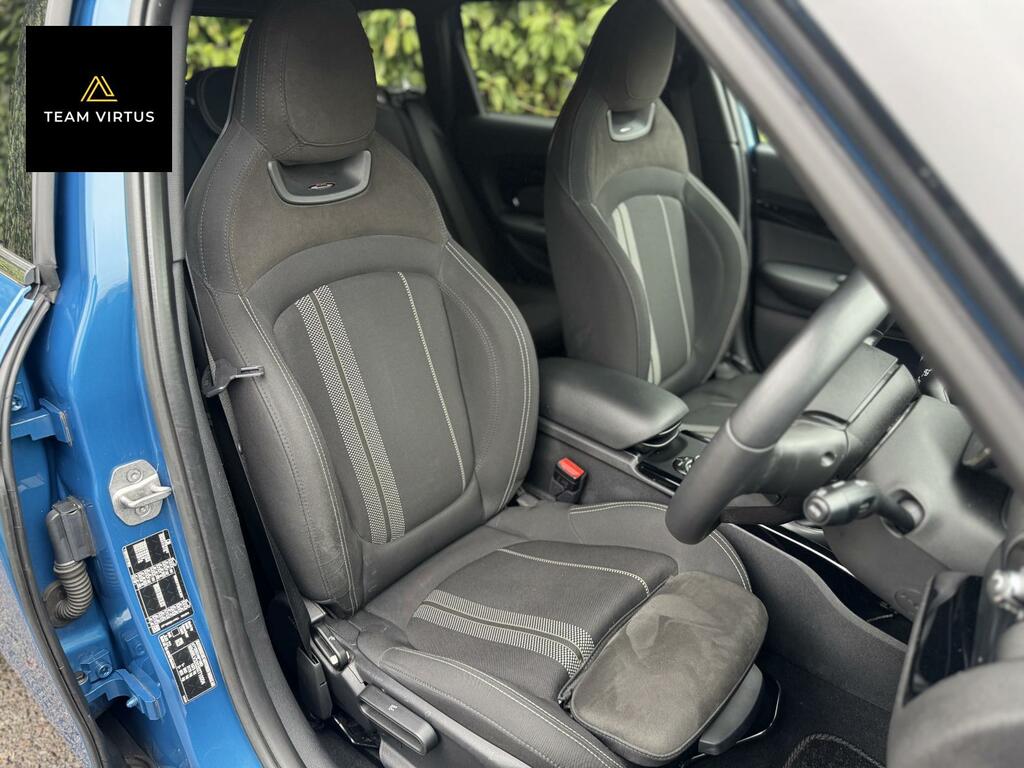 Mini Clubman 1.5 Cooper Sport Estate 6Dr Euro 6 FD22UMJ Blue #2