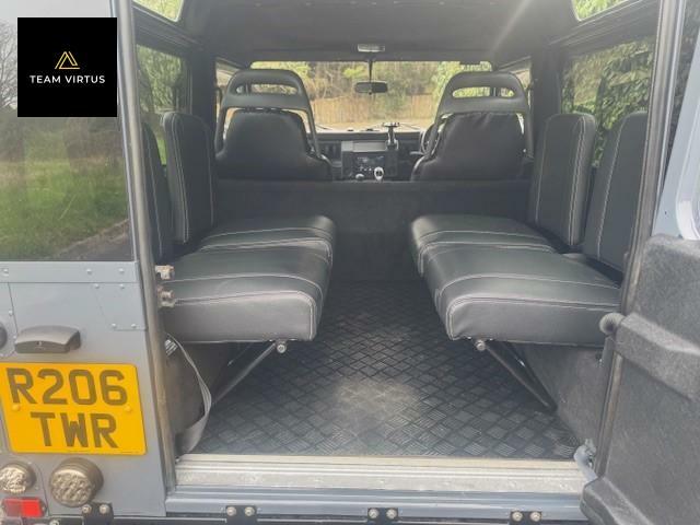 Land Rover Defender 90 90 Defender Red #10