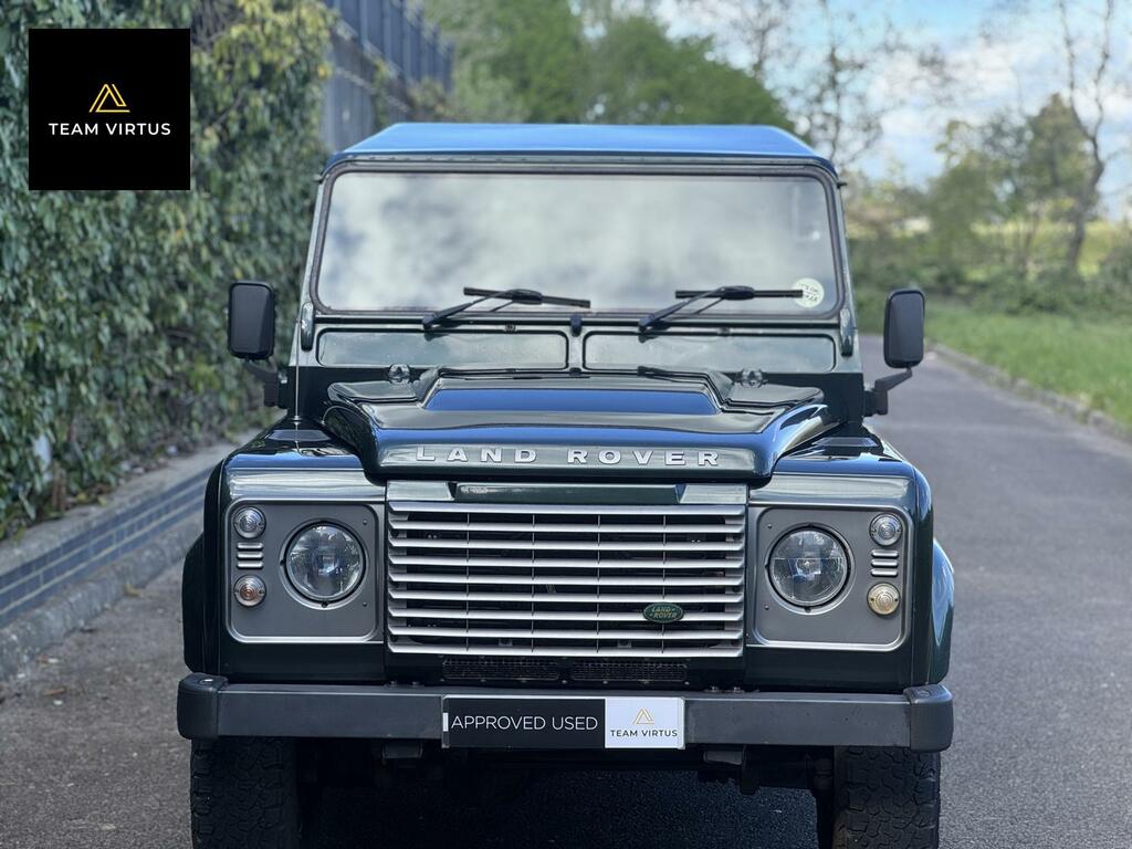 Land Rover Defender 90 2.4 Tdci Xs Station Wagon 4Wd Sw Green #6