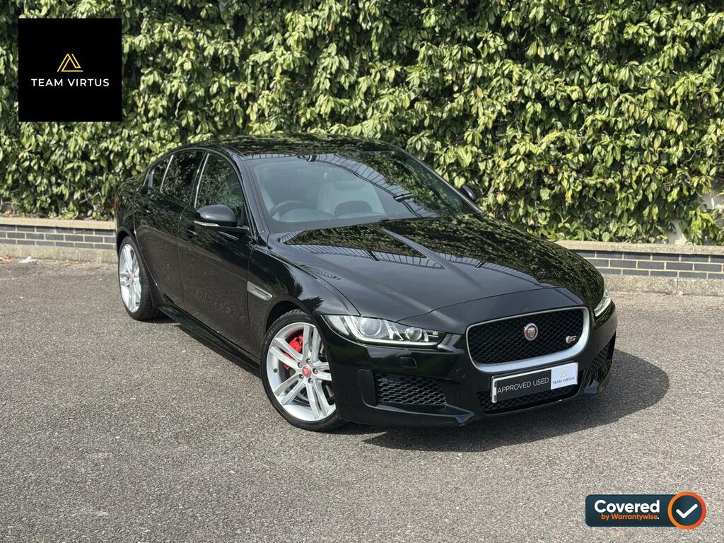Jaguar XE 3.0 V6 S Saloon Euro 6 S S 340 Black