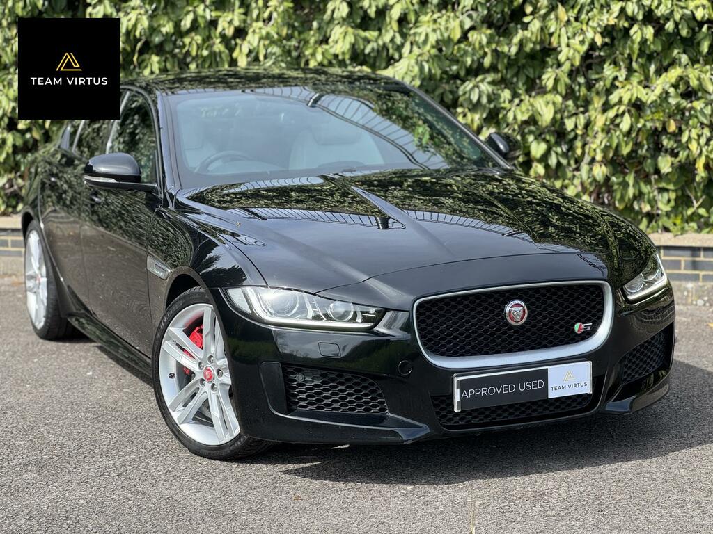 Jaguar XE 3.0 V6 S Saloon Euro 6 S S 340 Black #5