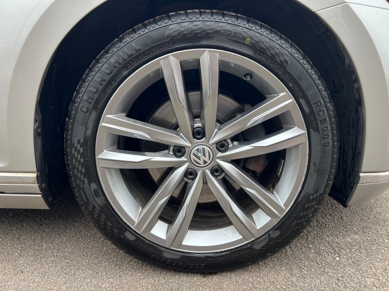Volkswagen Passat Gt Tdi Bluemotion Technology BL65XHR Silver #6