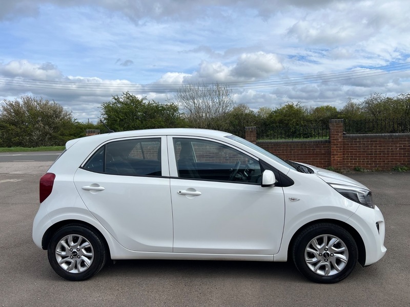 Kia Picanto 2 White #6