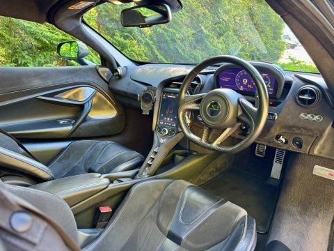 McLaren 720S 4.0T V8 Ssg MX67GVR Black #3