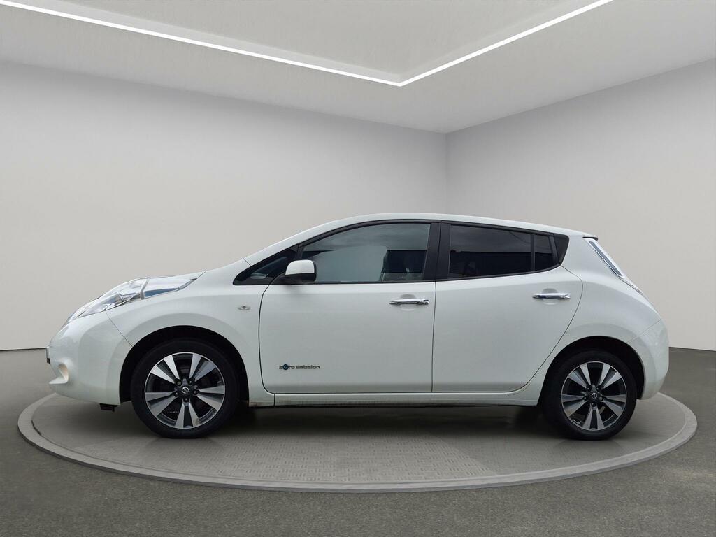 Nissan Leaf Hatchback SO66GJU White #5