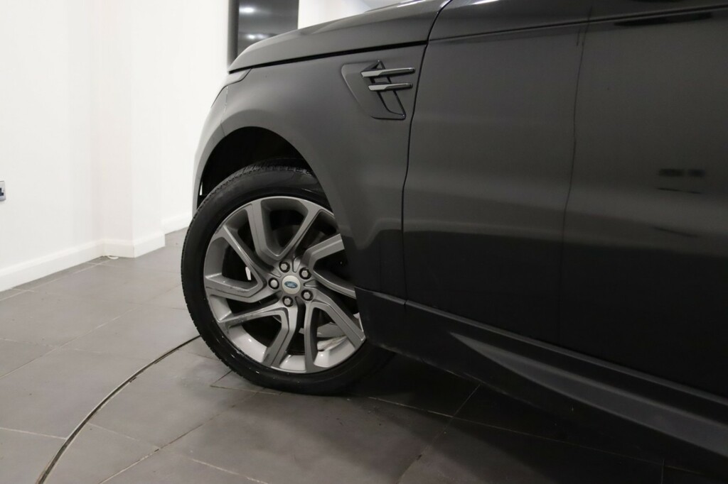 Land Rover Range Rover Sport 3.0 Sd V6 Hse Dynamic AK18UVD Black #4