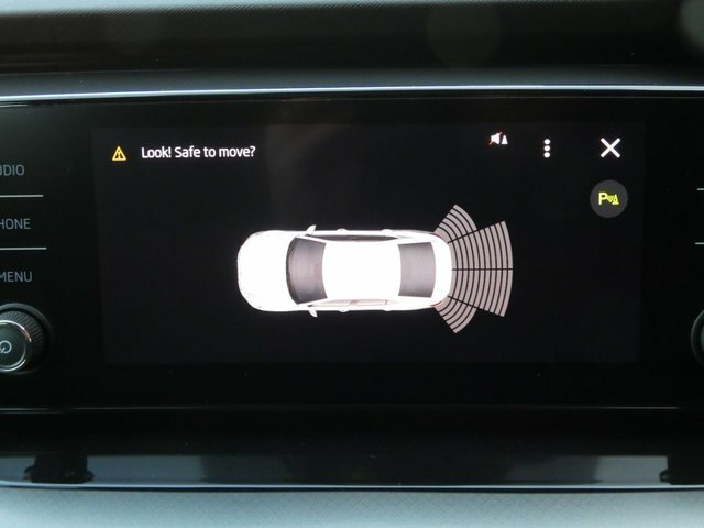 Skoda Octavia 2020 1.0 Tsi Se First Edition 110 Ss Blue #3
