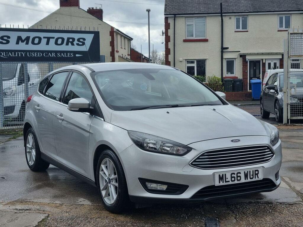 Ford Focus 1.0T Ecoboost Zetec Euro 6 Ss 201666 Silver