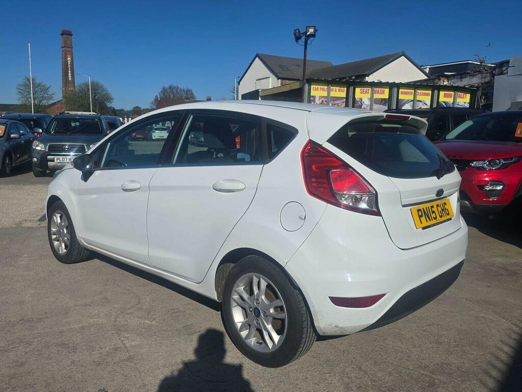Ford Fiesta 1.25 Zetec Euro 5 201515 PN15GHG White #5