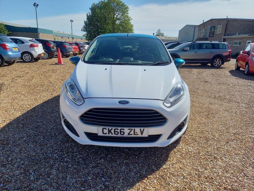 Ford Fiesta Hatchback 1.25 Zetec White Edition Euro 6 201 CK66ZLV White #2