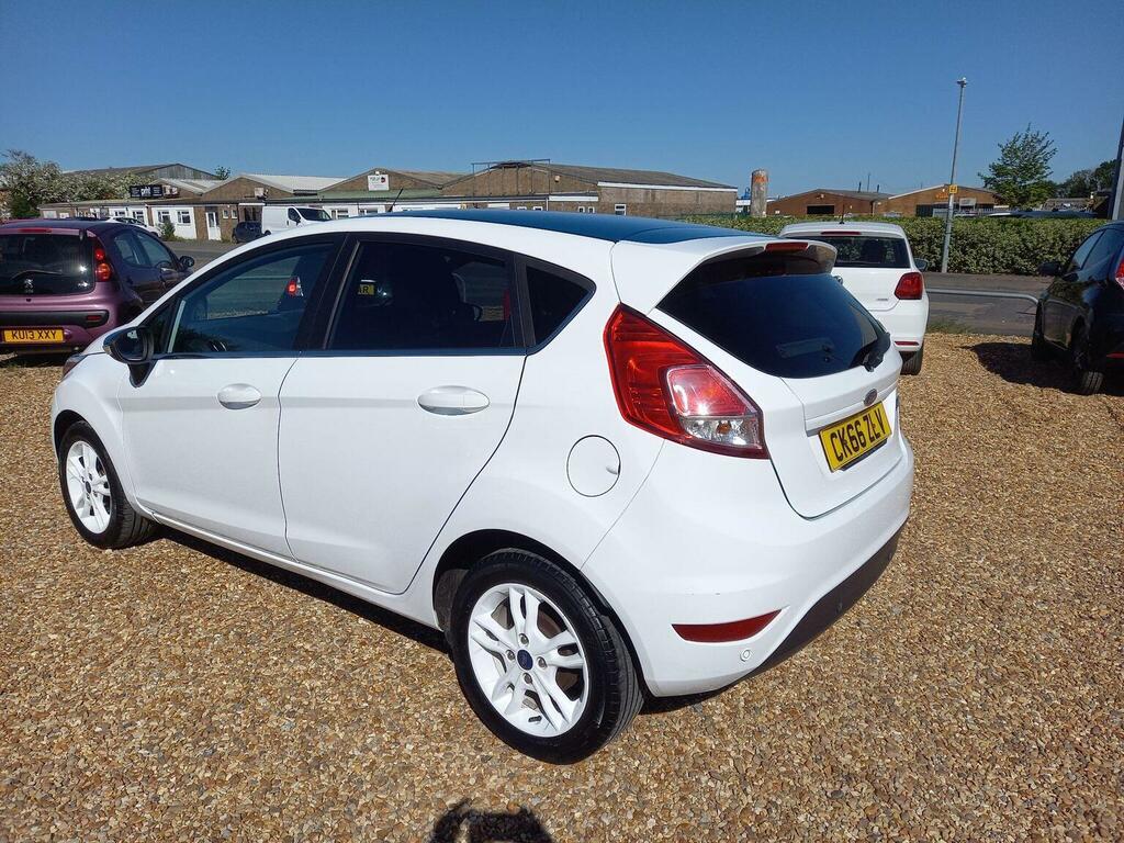 Ford Fiesta Hatchback 1.25 Zetec White Edition Euro 6 201 CK66ZLV White #5