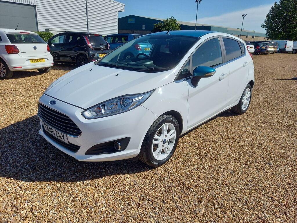 Ford Fiesta Hatchback 1.25 Zetec White Edition Euro 6 201 CK66ZLV White #3