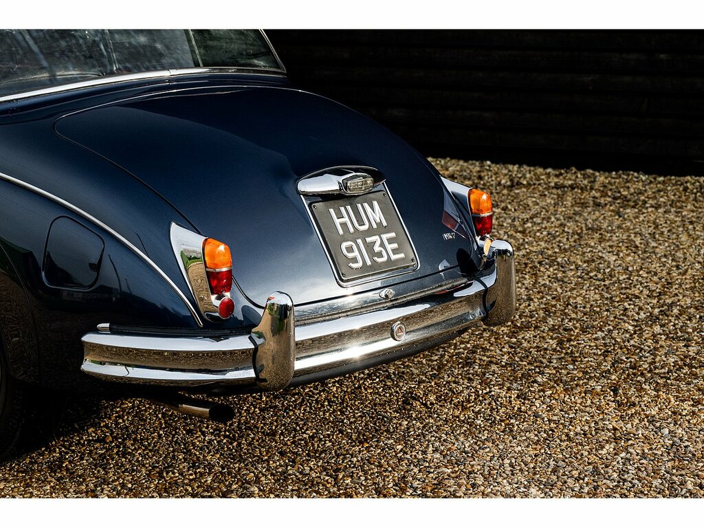 Jaguar Mark II 2.4 52 Blue #6