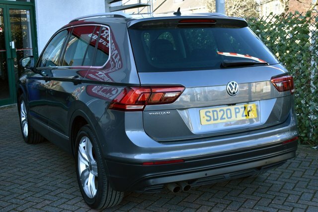 Volkswagen Tiguan 2020 1.5Tsi Evo Match 6-Speed 128 Bhp Euro SD20PZP Grey #4