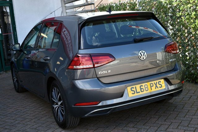 Volkswagen Golf 2018 1.5Tsi Evo Se Nav Dsg 128 Bhp Eu SL68PXS Grey #4