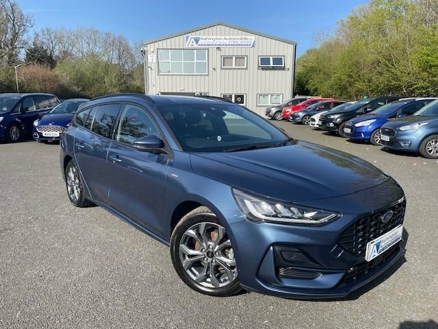 Ford Focus 1L St-line Blue