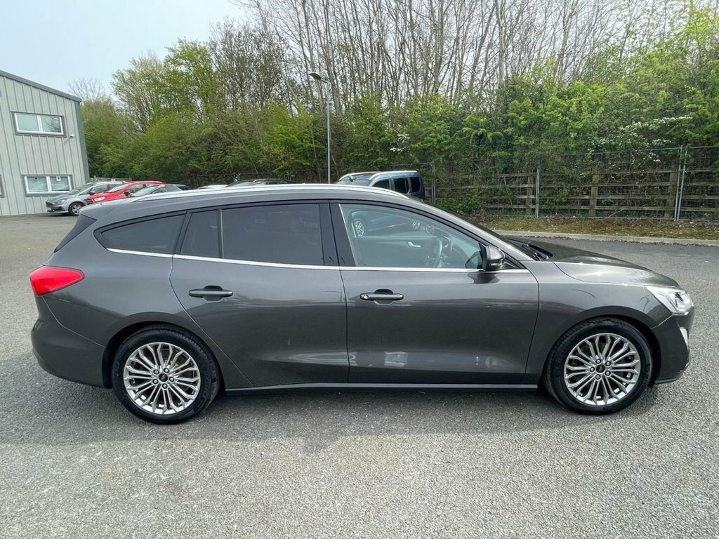 Ford Focus 1L Titanium X Grey #2