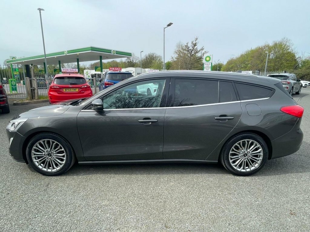 Ford Focus 1L Titanium X Grey #6