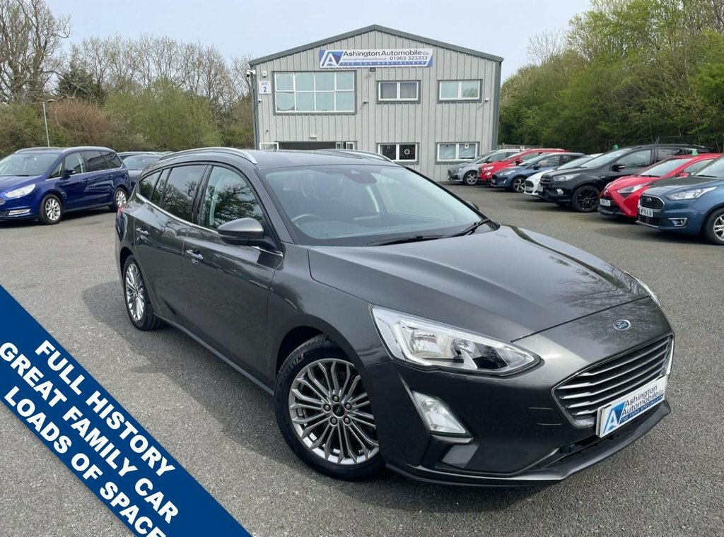Ford Focus 1L Titanium X Grey