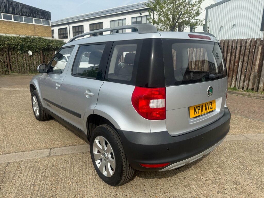 Skoda Yeti 1.2 Tsi S Euro 5 Silver #4