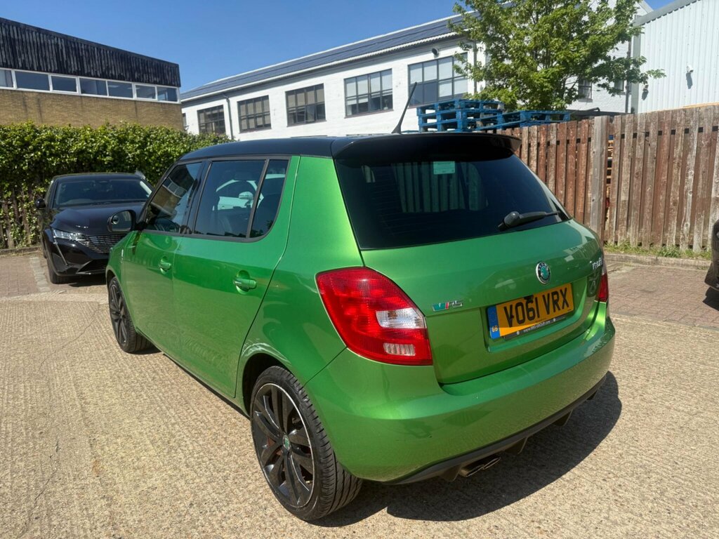 Skoda Fabia 1.4 Tsi Vrs S2000 Dsg Euro 5 VO61VRX Green #4