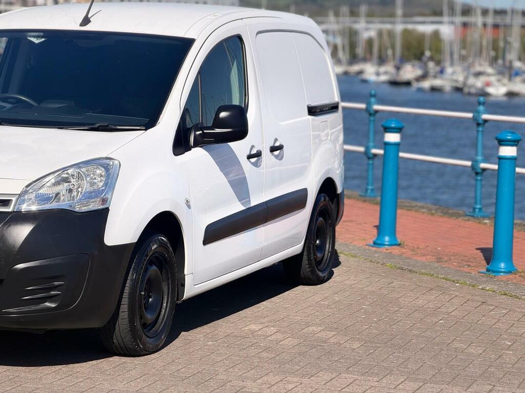 Citroen Berlingo 1.6 Bluehdi 625 Enterprise L1 SL68XYG White #4