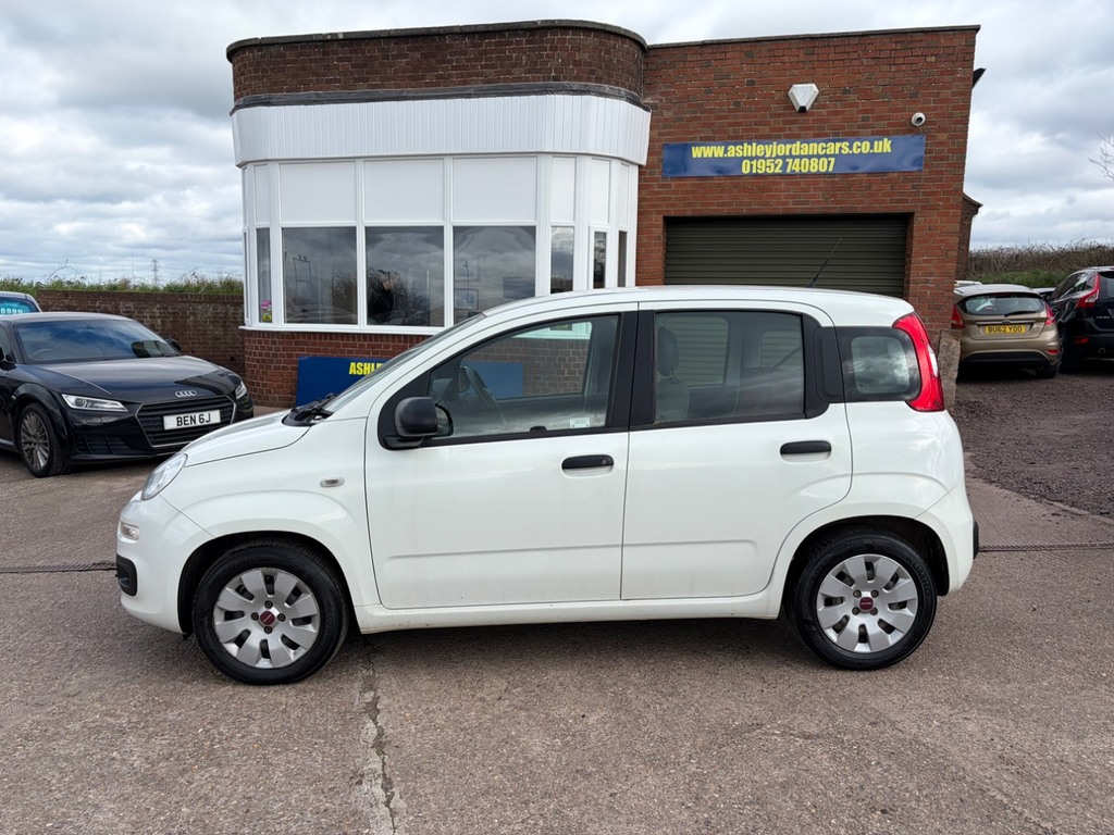 Fiat Panda 1.2 Pop 35 Tax, Full Mot DY66OKG White #3