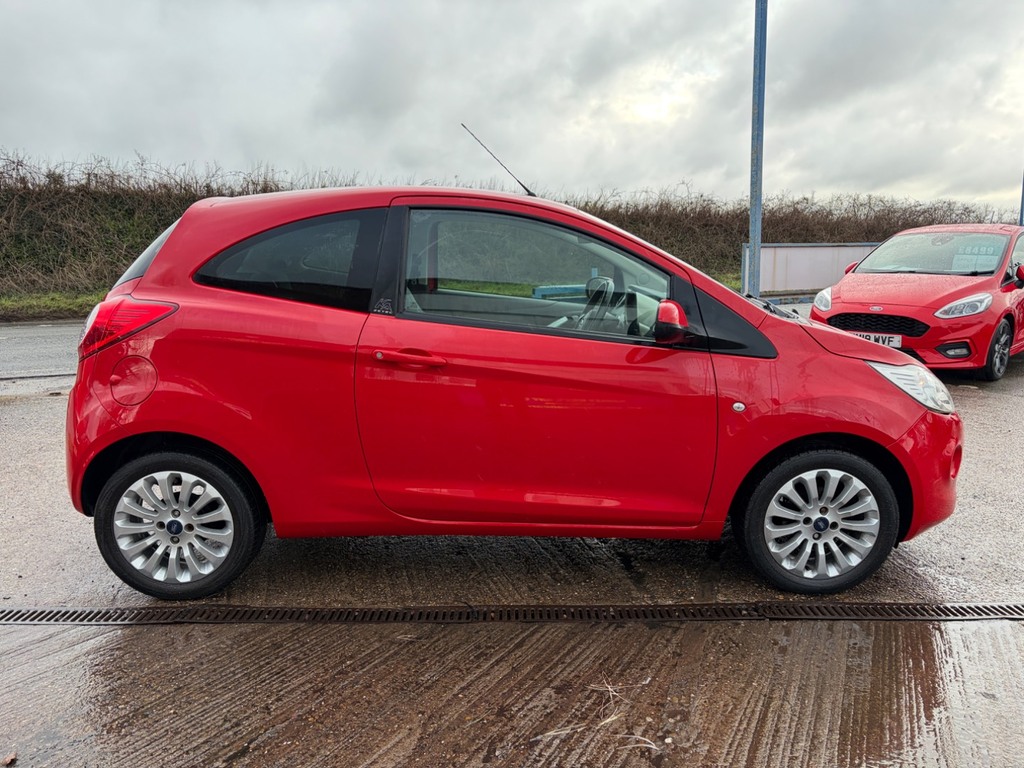 Ford KA 1.2 Zetec Low Mileage, 35 Tax BX13XOJ Red #3