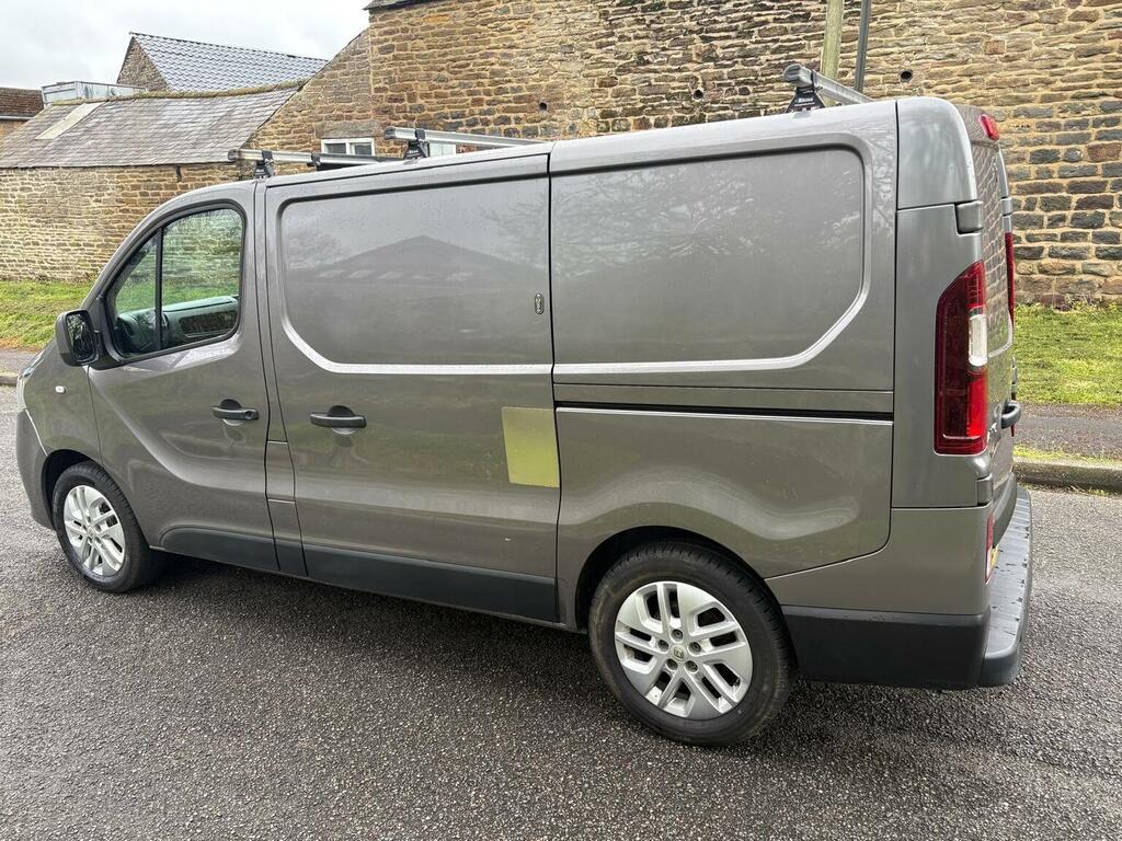 Renault Trafic Panel Van 2.0 Dci Energy 28 Sport Swb Standard Roo Grey #3