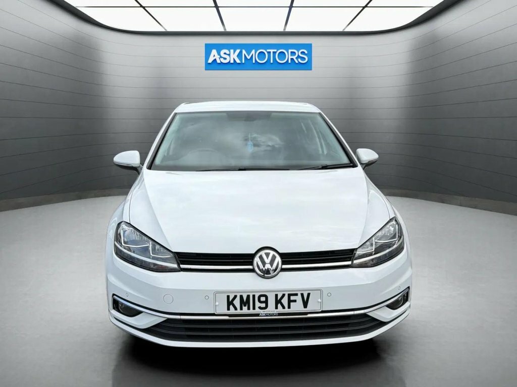 Volkswagen Golf 1L Match KM19KFV White #5