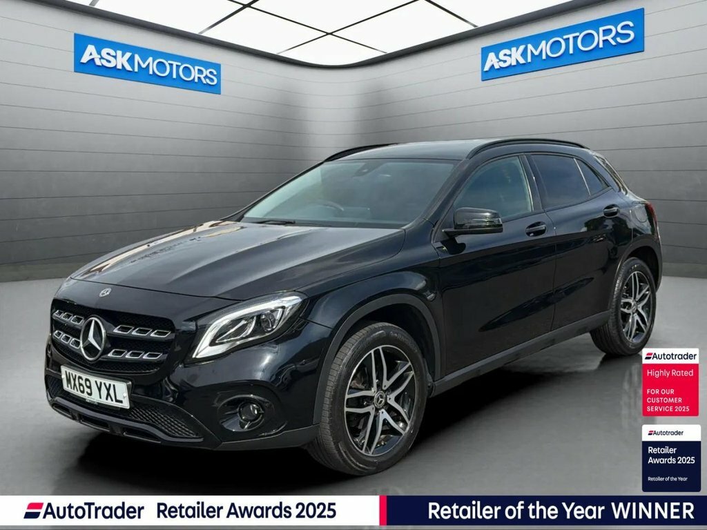 Mercedes-Benz GLA Class 1.6L Urban Edition Black