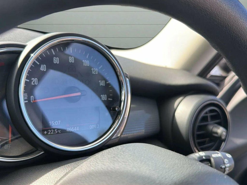 Mini Hatch 1.5L Cooper Classic SV68HWZ Black #6