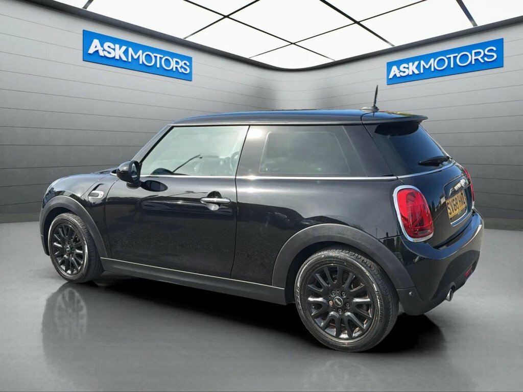 Mini Hatch 1.5L Cooper Classic SV68HWZ Black #5