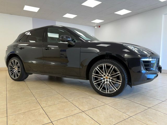 Porsche Macan V6 S Suv Black #6