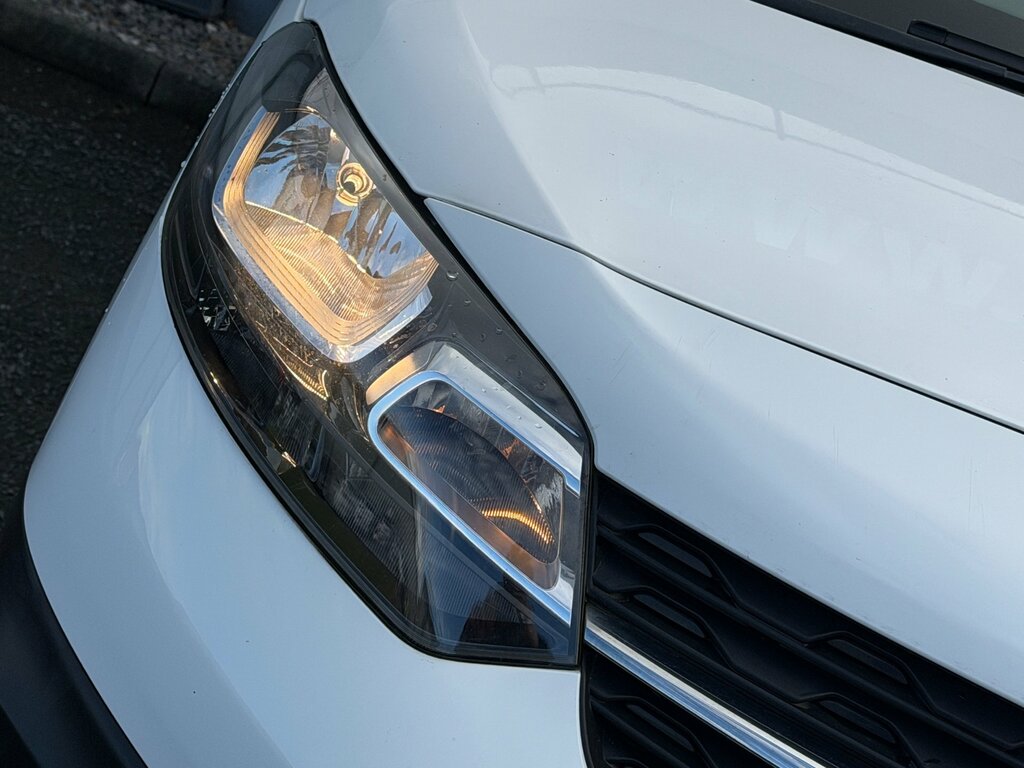 Vauxhall Vivaro 1.5 Turbo D Edition L Mpv Lwb Eu DV70PVA White #5