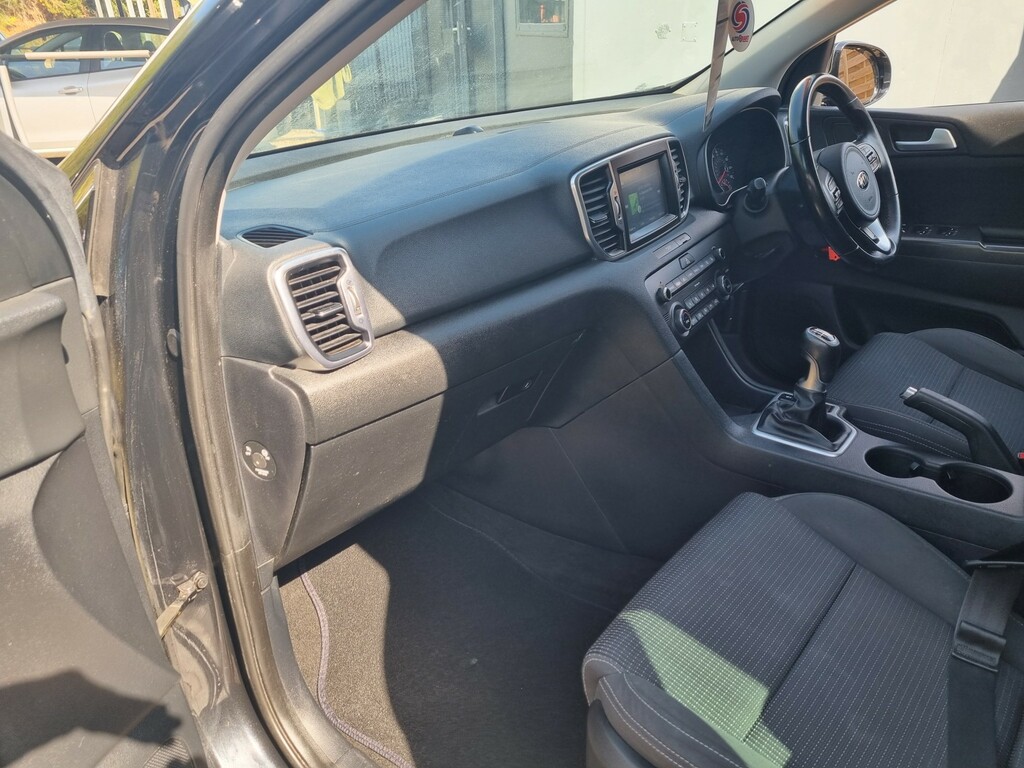 Kia Sportage Suv 1.6 Gdi 2 2016 YR66FXA Black #5