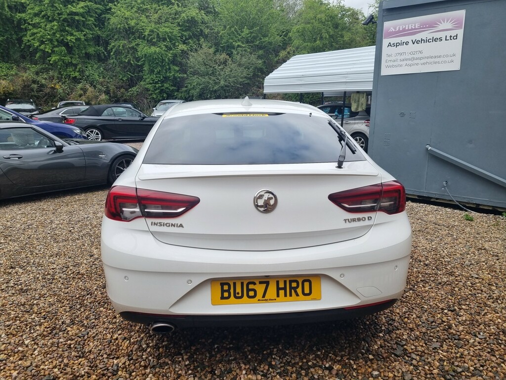 Vauxhall Insignia Hatchback 2.0 Turbo D Blueinjection Sri Nav 2017 BU67HRO White #5