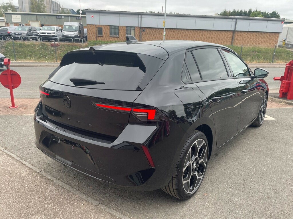 Vauxhall Astra Ultimate 1.2T 130Ps FP26PKU Black #5