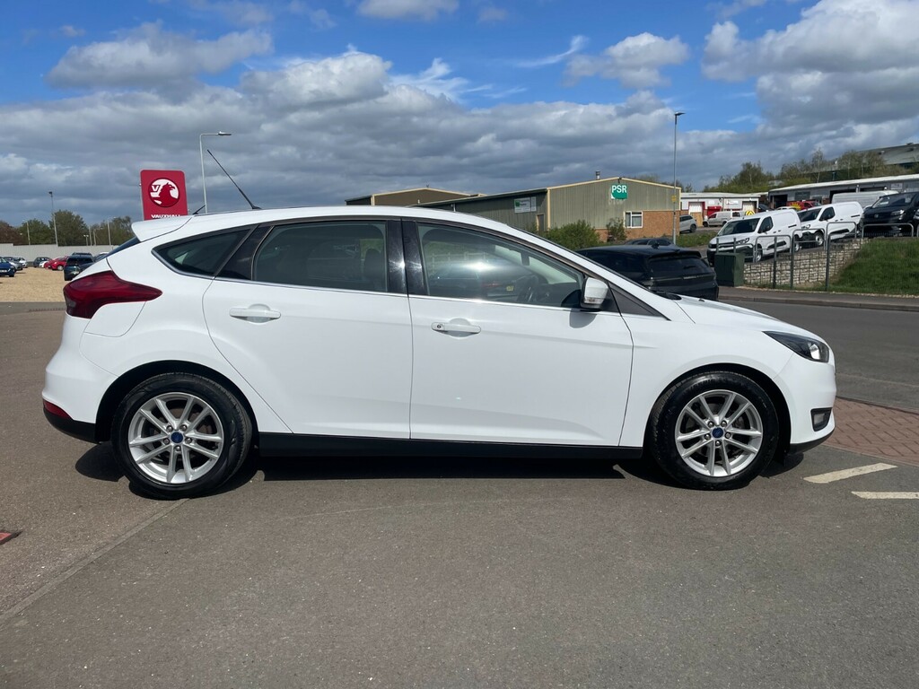 Ford Focus Zetec 1.0T 100Ps Ecoboost DF66PJJ White #6