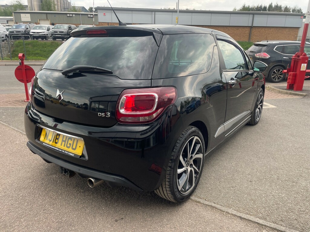 DS DS 3 Connected Chic 1.2 Puretech 110Ps Eat6 NJ18HGU Black #5