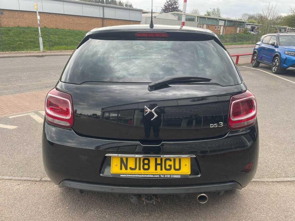DS DS 3 Connected Chic 1.2 Puretech 110Ps Eat6 NJ18HGU Black #4