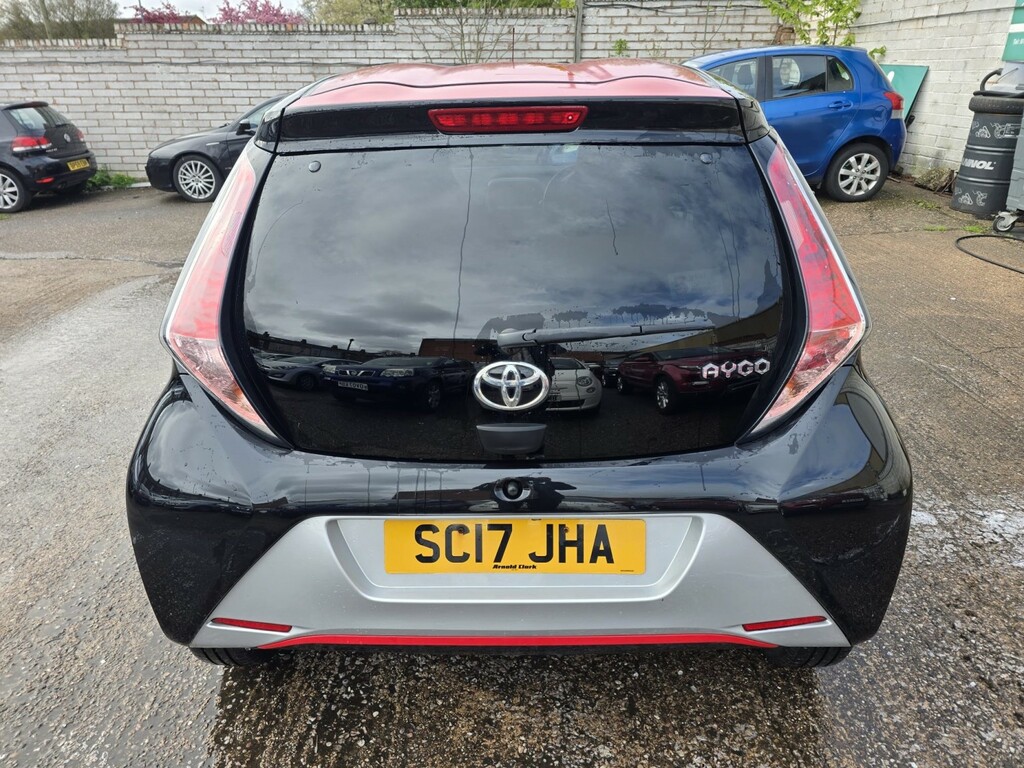 Toyota Aygo Hatchback 1.0 Vvt-i X-press 201717 SC17JHA Black #4
