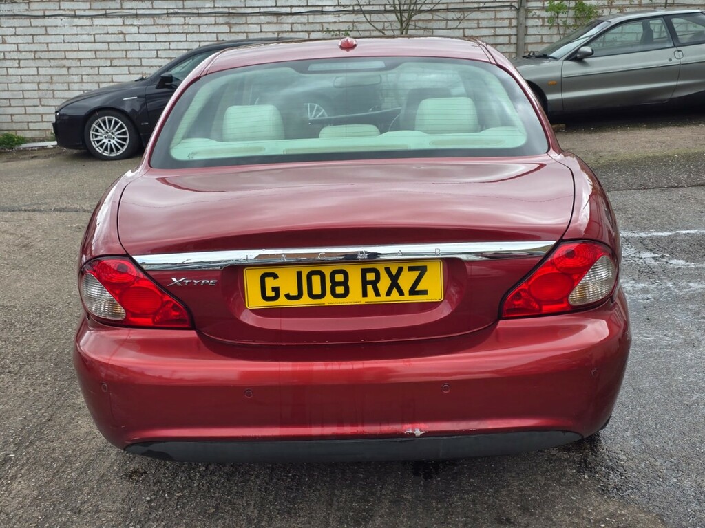 Jaguar X-Type Saloon 2.2 D Dpf Se 200808 Red #4