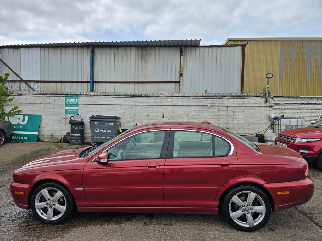 Jaguar X-Type Saloon 2.2 D Dpf Se 200808 Red #6