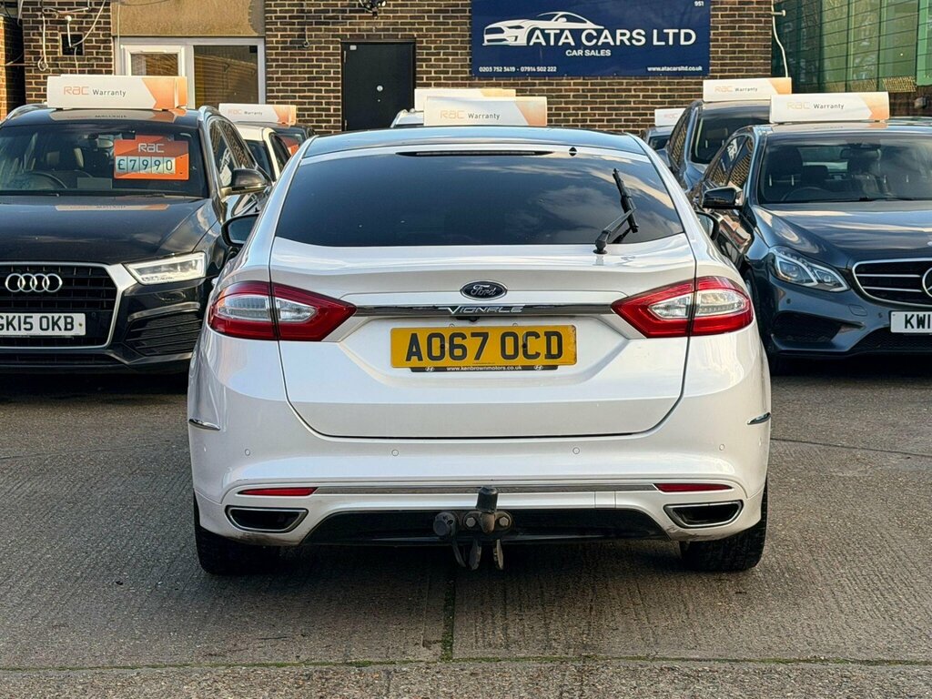 Ford Mondeo 2.0 Tdci Vignale Hatchback Powershift E AO67OCD White #6