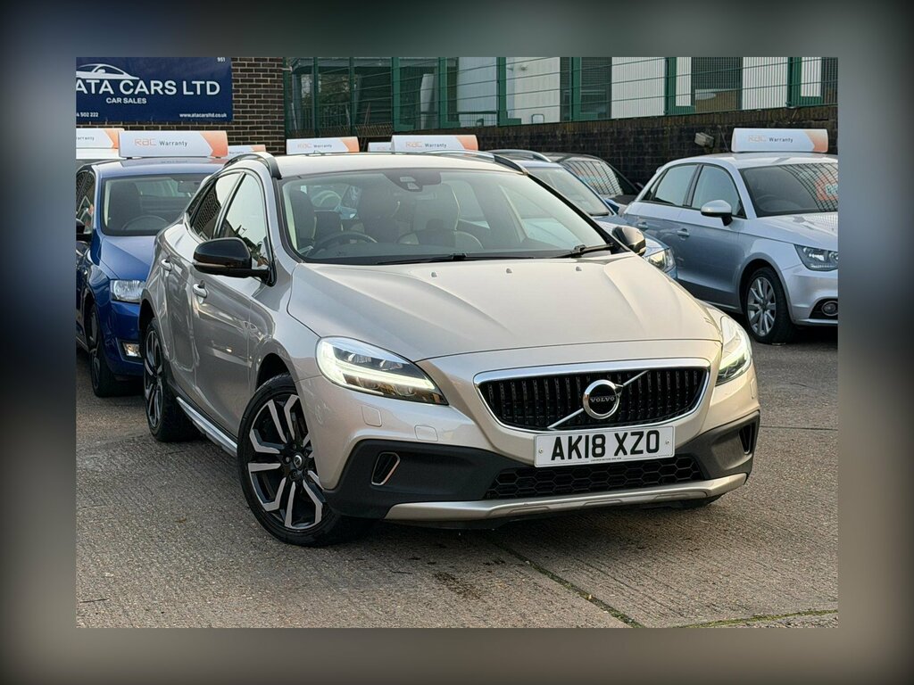 Volvo V40 Cross Country 1.5 T3 Gpf Pro Euro 6 Ss Gold