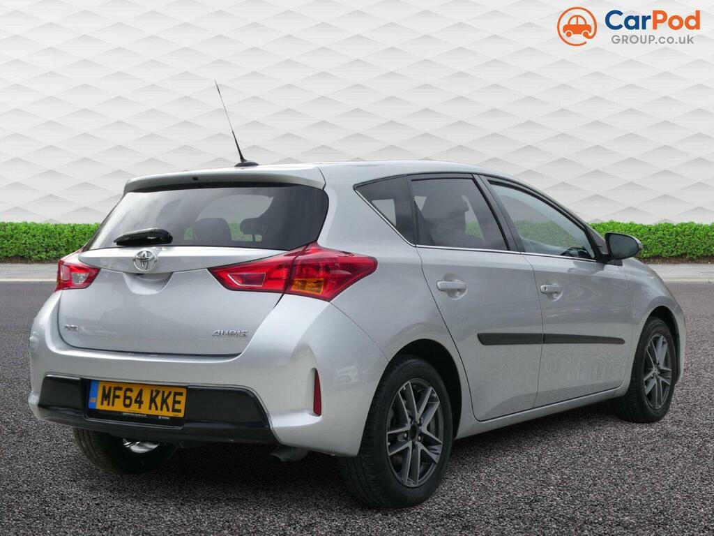 Toyota Auris Hatchback 1.33 Dual Vvt-i Icon Plus Euro 5 Ss 5 Silver #3